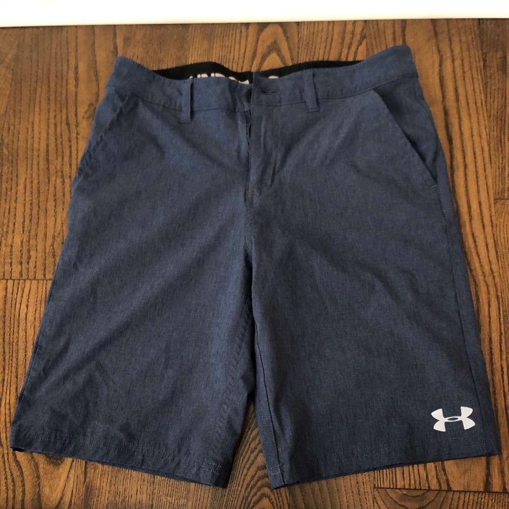 Boys Under Armour Performance shorts.  Navy, 14